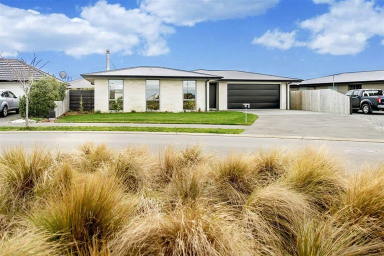 Photo of property in 68 Quartz Drive, Rolleston, 7614