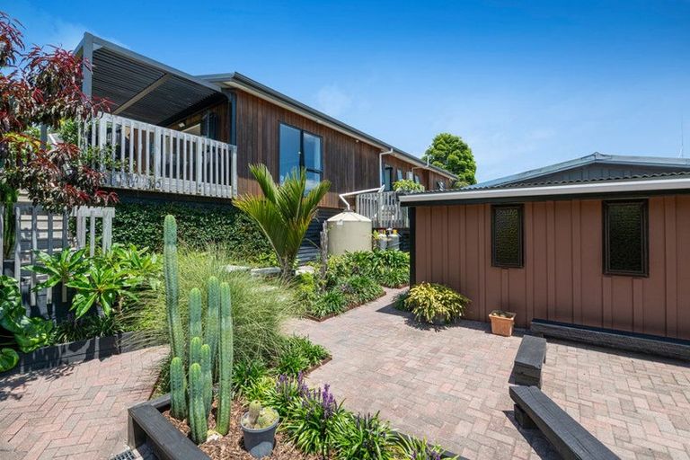 Photo of property in 3 Sundown Avenue, Manly, Whangaparaoa, 0930