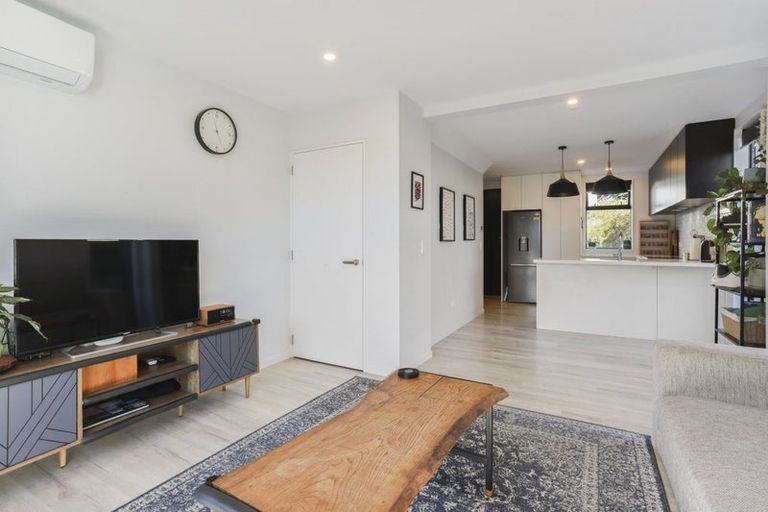 Photo of property in 1/8 New Brighton Road, Shirley, Christchurch, 8061