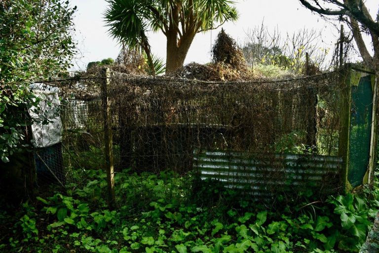 Photo of property in 5-7 Wharf Road, Karamea, 7893