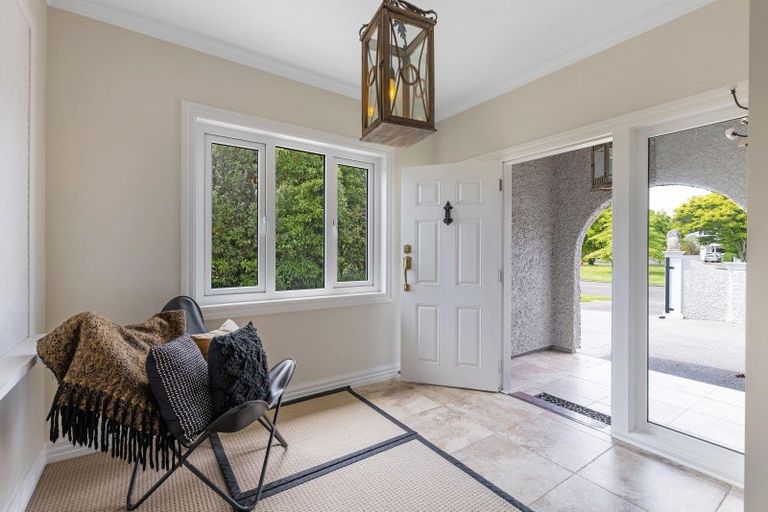 Photo of property in 6 Carlton Avenue, Palmerston North, 4414