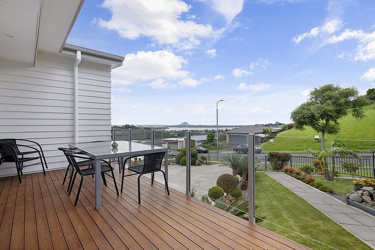 Photo of property in 43 Orion Drive, Welcome Bay, Tauranga, 3112