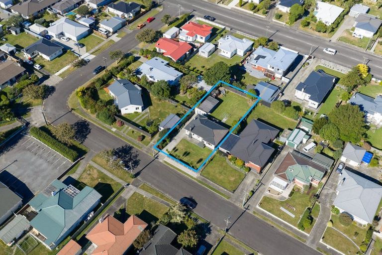 Photo of property in 14 Tawa Street, Levin, 5510