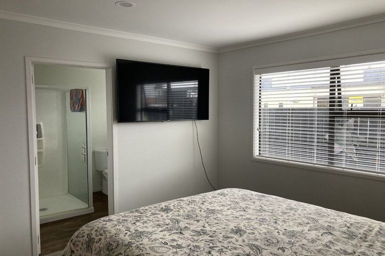 Photo of property in 17u4 Cook Street, Hamilton East, Hamilton, 3216