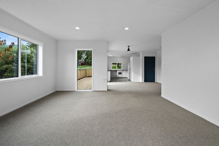 Photo of property in 8 Meander Drive, Welcome Bay, Tauranga, 3112