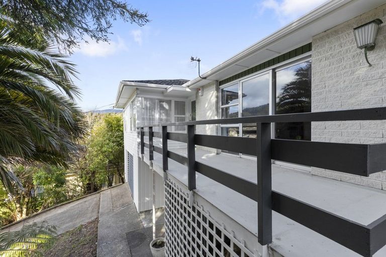 Photo of property in 47 Fraser Street, Wainuiomata, Lower Hutt, 5014