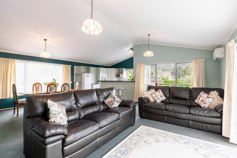 Photo of property in 1 Patton Place, Tairua, 3508