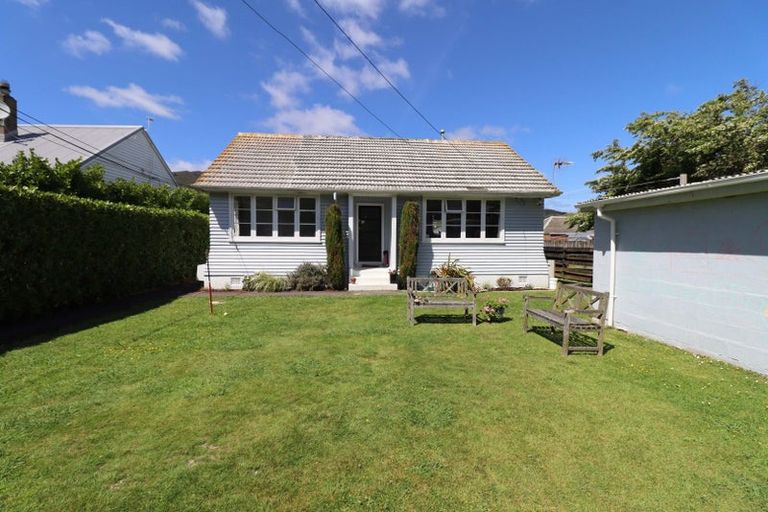 Photo of property in 66 Rata Street, Naenae, Lower Hutt, 5011
