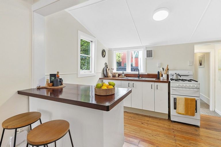 Photo of property in 29 Donald Mclean Street, Newtown, Wellington, 6021