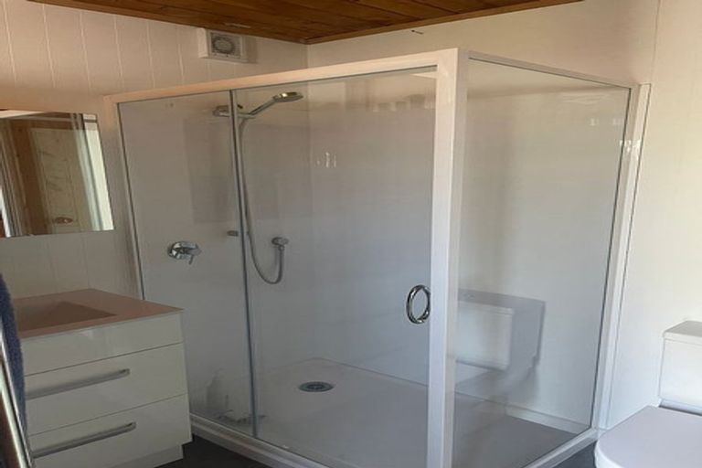 Photo of property in 352 Motutara Road, Muriwai, 0881