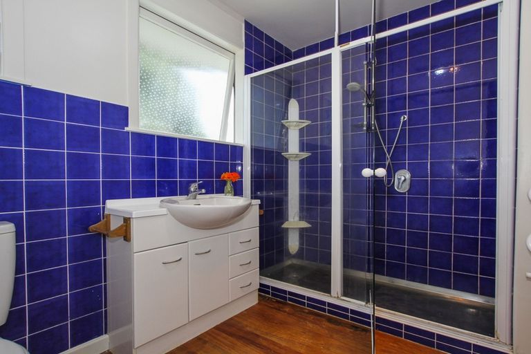 Photo of property in 30 Rimutaka Place, Titirangi, Auckland, 0604