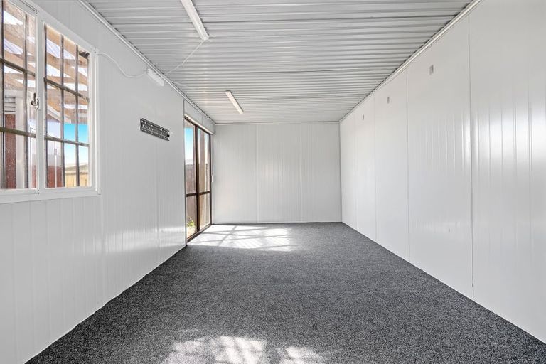 Photo of property in 74b Trevor Hosken Drive, Wiri, Auckland, 2104