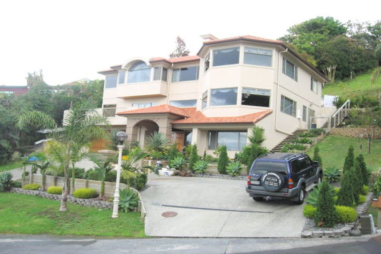 Photo of property in 8 Dorrit Lane, Howick, Auckland, 2014