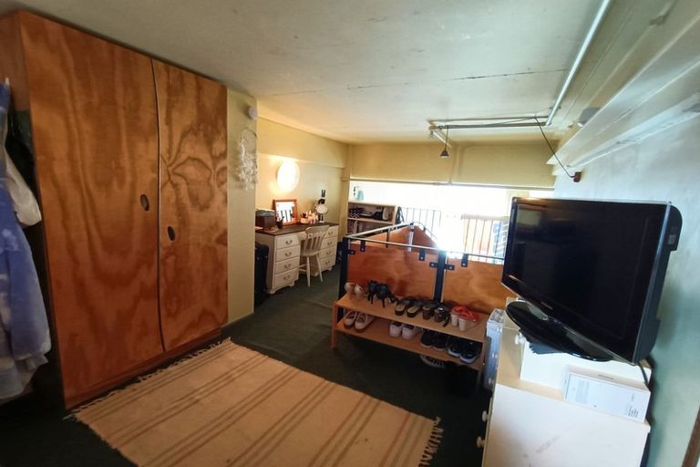 Photo of property in Qba Apartments, 1b/51 Webb Street, Mount Cook, Wellington, 6011