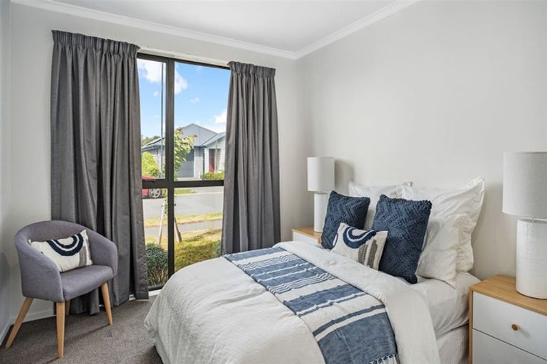 Photo of property in 14 George Square West, Wigram, Christchurch, 8025