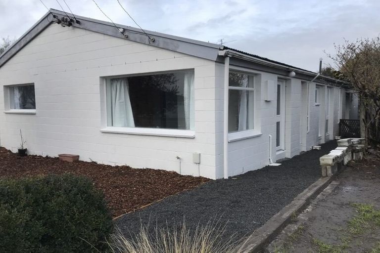 Photo of property in 12 Mcfaddens Road, St Albans, Christchurch, 8052