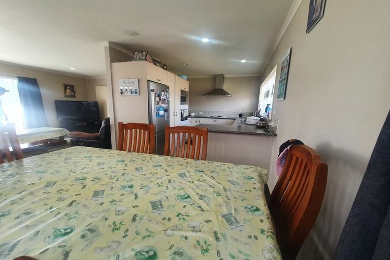 Photo of property in 28 Takanini School Road, Takanini, 2112