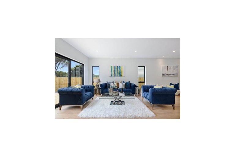 Photo of property in 39 Pacific Heights Road, Orewa, 0931