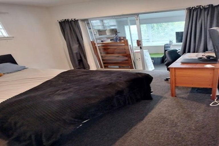 Photo of property in 26 Daniels Road, Redwood, Christchurch, 8051