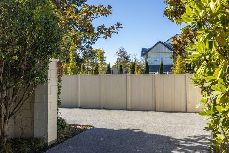 Photo of property in 10a Glandovey Road, Fendalton, Christchurch, 8052