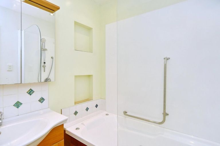 Photo of property in 10 Rachel Place, Avonhead, Christchurch, 8042