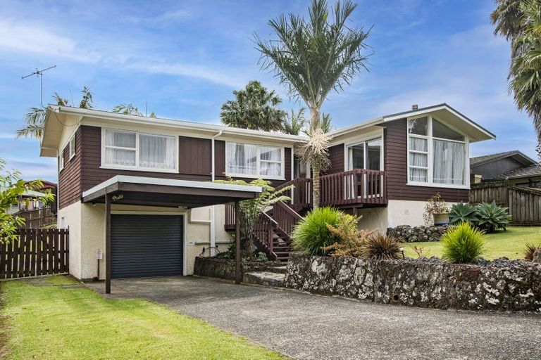 Photo of property in 16 Ranfurly Place, Te Kamo, Whangarei, 0112