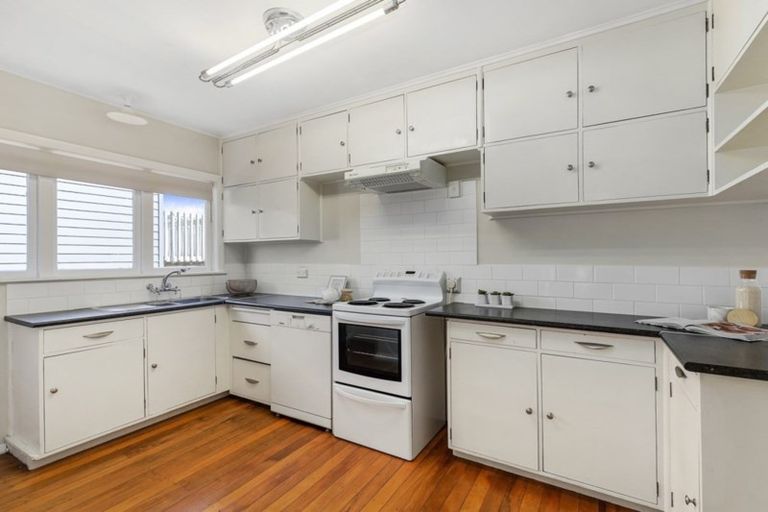 Photo of property in 12 Tireti Road, Titahi Bay, Porirua, 5022