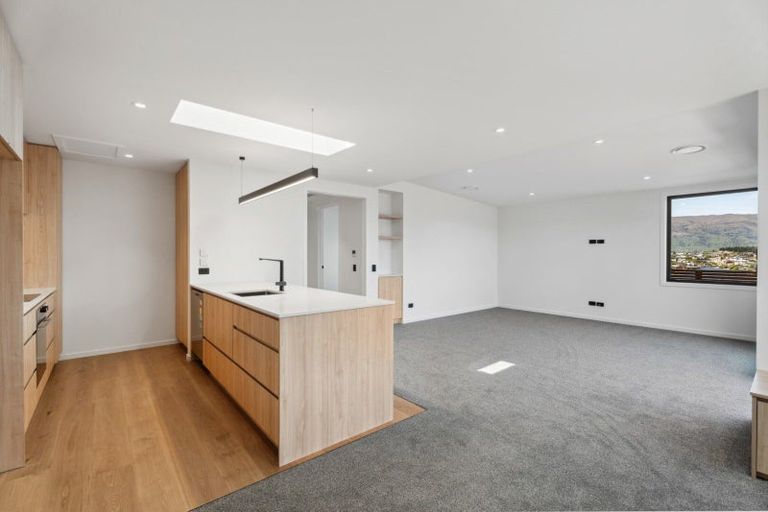 Photo of property in 87 Mills Road, Wanaka, 9305