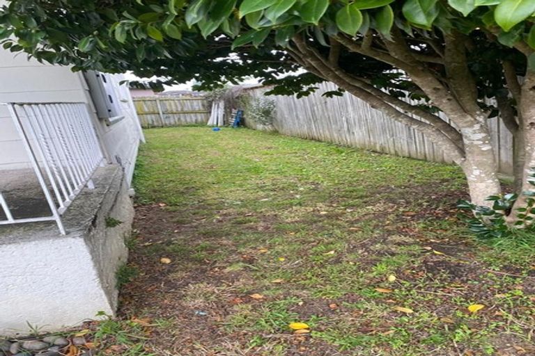 Photo of property in 70 Cambridge Terrace, Papatoetoe, Auckland, 2025