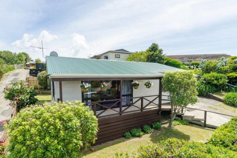 Photo of property in 23 Hurley Road, Paraparaumu Beach, Paraparaumu, 5032