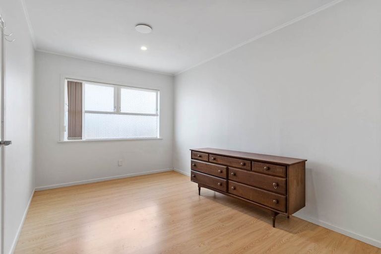 Photo of property in 14 Vickerman Street, Otara, Auckland, 2023
