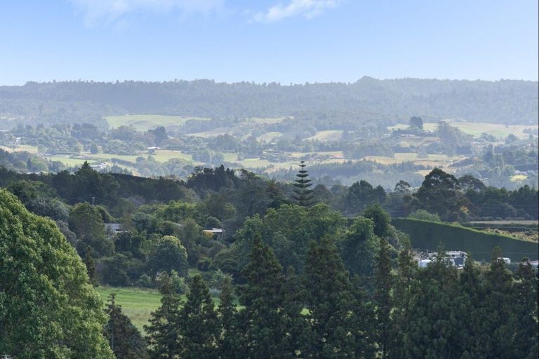 Photo of property in 8 Kuaka Rise, Omokoroa, 3114