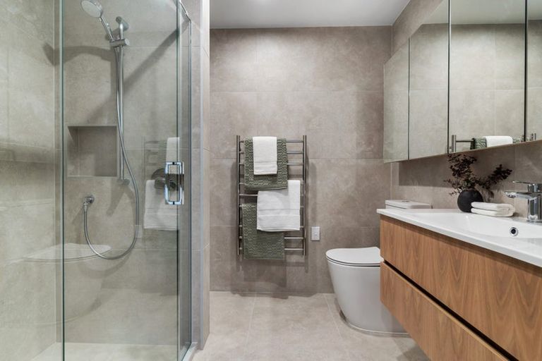 Photo of property in 129 Hibiscus Drive, Orewa, 0931