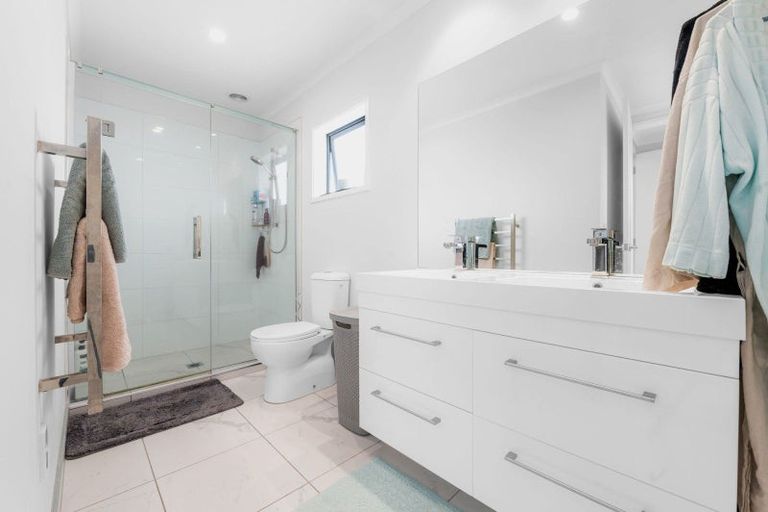 Photo of property in 46u2 North Ridge Drive, Rototuna North, Hamilton, 3281