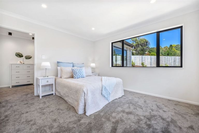 Photo of property in 3 Elevation Street, Flat Bush, Auckland, 2019