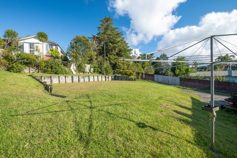 Photo of property in 208c Henderson Valley Road, Henderson, Auckland, 0612