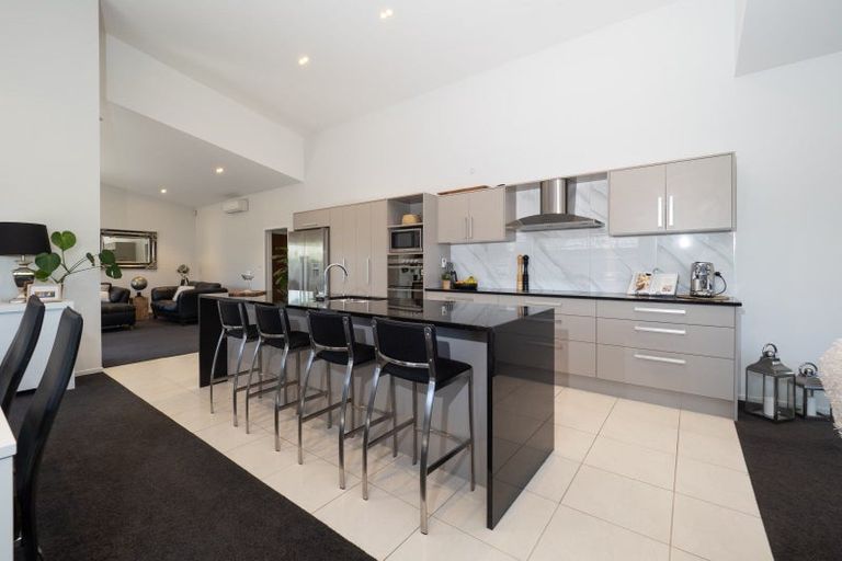 Photo of property in 10 Torbay Avenue, Huntingdon, Ashburton, 7774