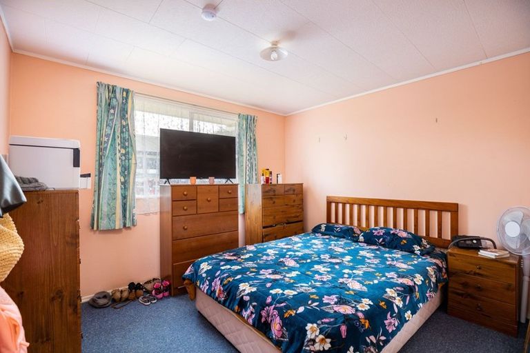 Photo of property in 10 Hamua Place, Waitara, 4320