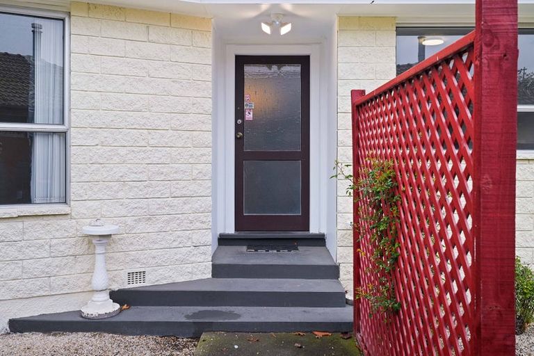 Photo of property in 7 Mckellar Place, Hornby, Christchurch, 8042