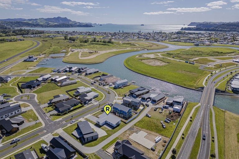 Photo of property in 8 Ngaroma Crescent, Whitianga, 3510