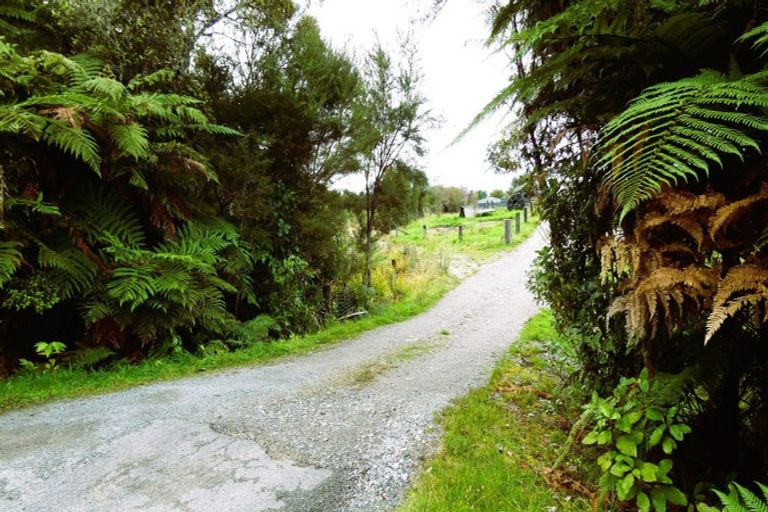 Photo of property in 49a Caledonian Road, Westport, 7892