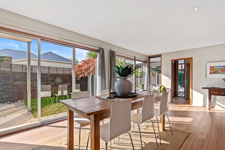 Photo of property in 17 Brockworth Place, Riccarton, Christchurch, 8011