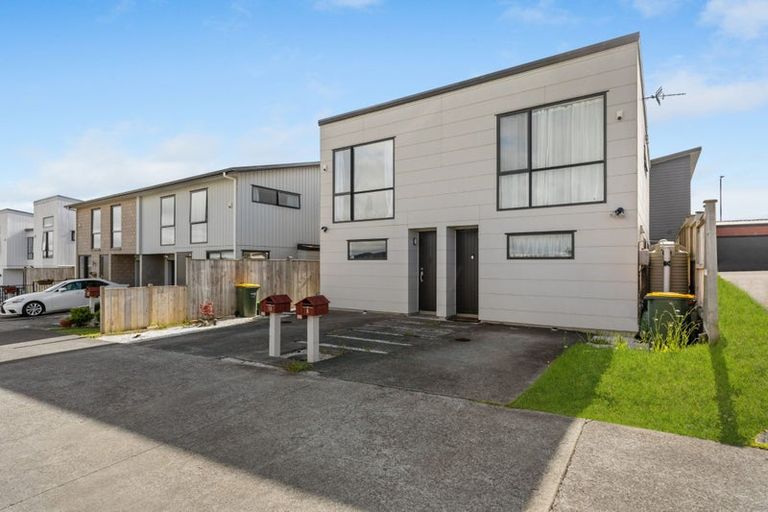 Photo of property in 10 Toia Lane, Silverdale, 0932