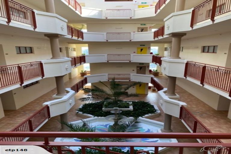 Photo of property in 87a Kilmore Street, Christchurch Central, Christchurch, 8013