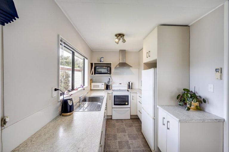 Photo of property in 2/22 Church Road, Taradale, Napier, 4112