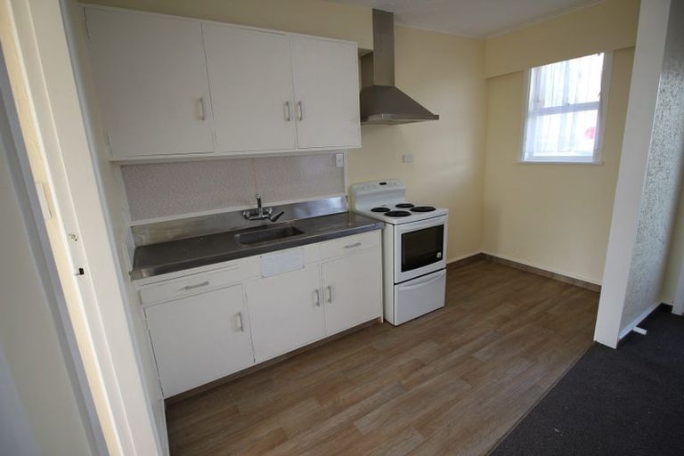 Photo of property in 327 Adelaide Road, Newtown, Wellington, 6021