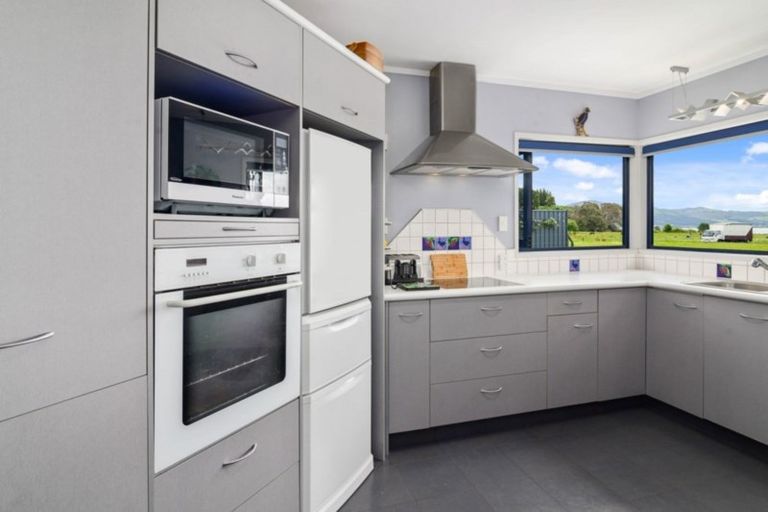 Photo of property in 12 Hulme Place, Owhata, Rotorua, 3010