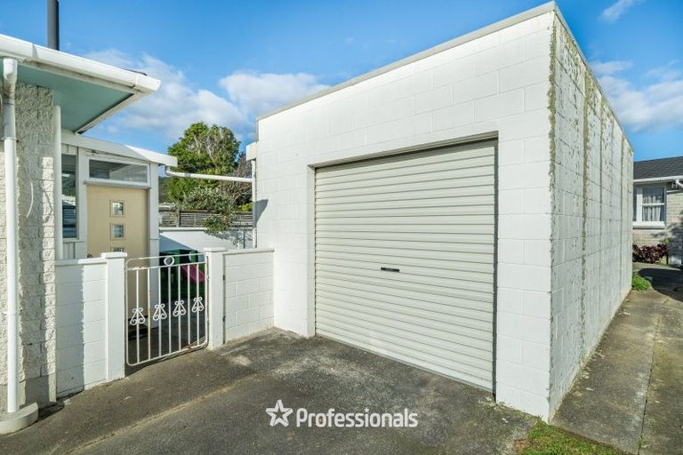 Photo of property in 19a Percy Cameron Street, Avalon, Lower Hutt, 5011