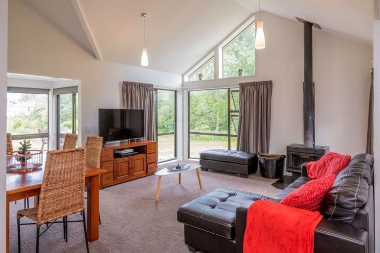 Photo of property in 88a Mazengarb Road, Paraparaumu Beach, Paraparaumu, 5032