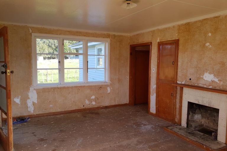 Photo of property in 32 Alfredton Road, Eketahuna, 4900